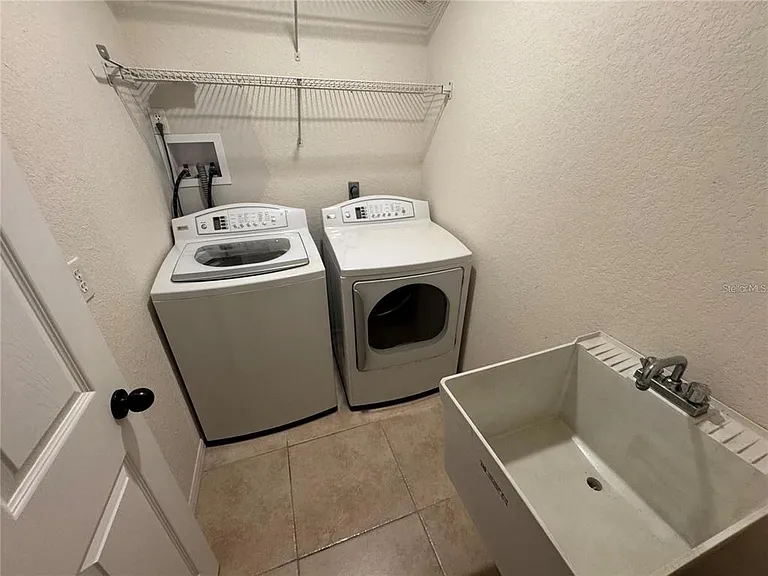 23289 Nancy Ave — Photo 13