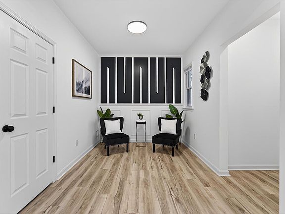 2nd image of 445 North 39th STREET