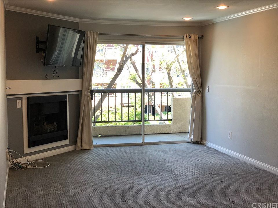 1st image of 5525 Canoga Ave APT 207