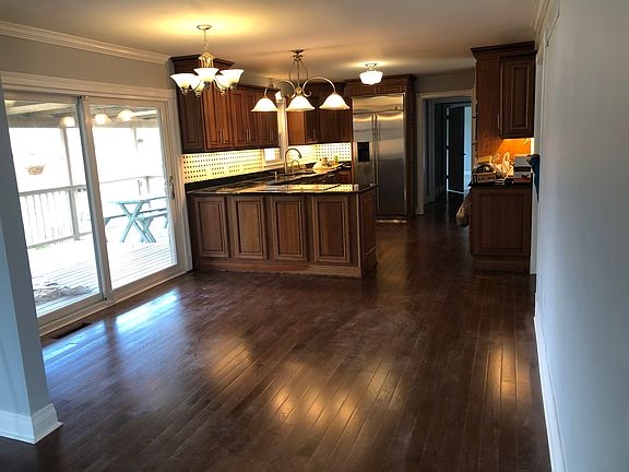 3rd image of 2161 Sallee Dr