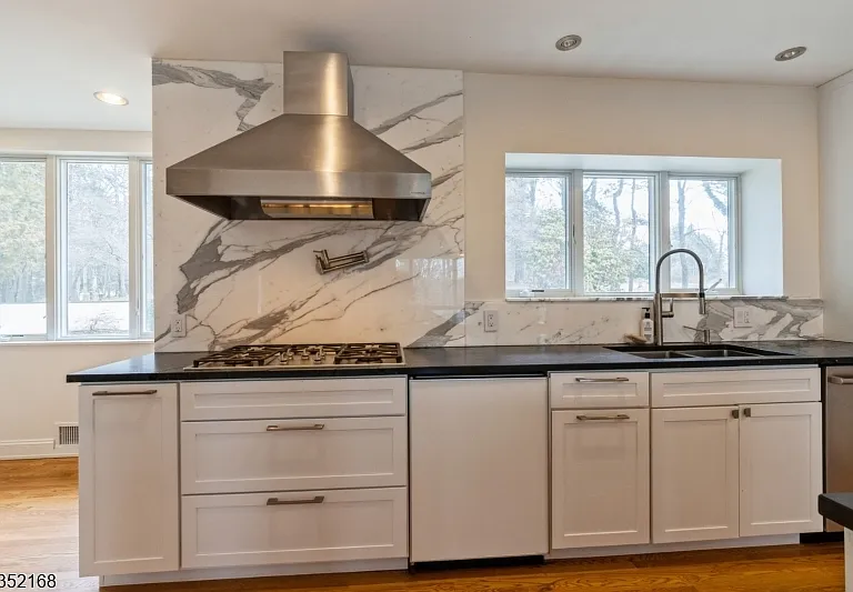 52 Kitchell Rd — Photo 6