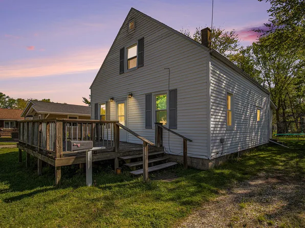501 N 15th St, Niles, MI 49120