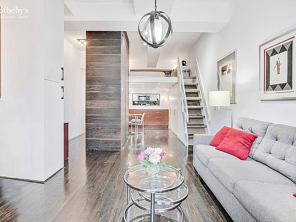 2nd image of 148 W 23rd St APT 8H