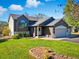 26230 Goodview Ave, Wyoming, MN 55092