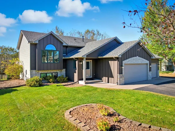 26230 Goodview Ave, Wyoming, MN 55092