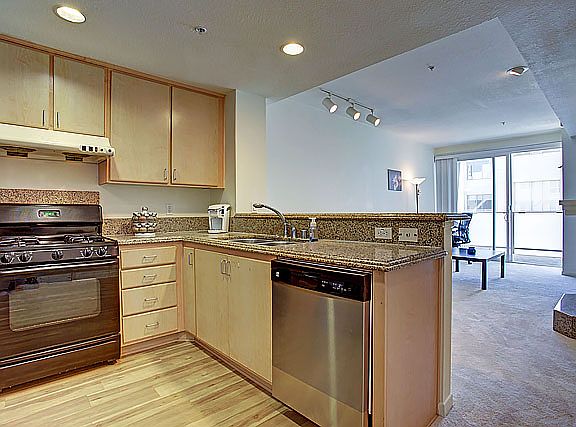 2nd image of 160 S Hudson Ave Unit 217
