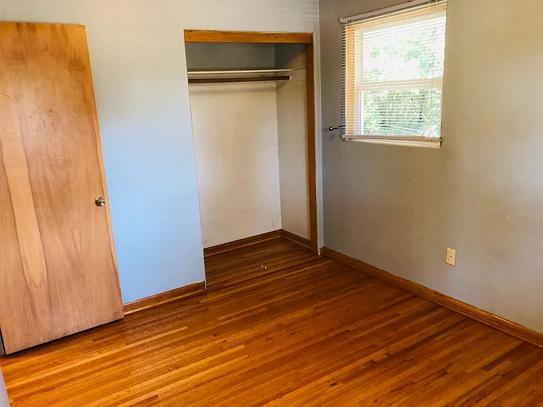 417 11th Ave SE — Photo 7