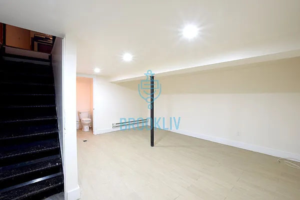 Rented by null | media 7