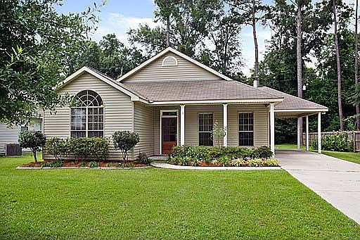 Adorable cottage style home.