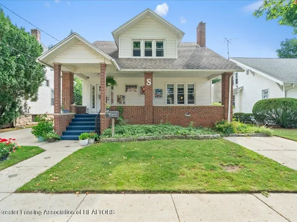 207 S Clinton Ave, Saint Johns, MI 48879