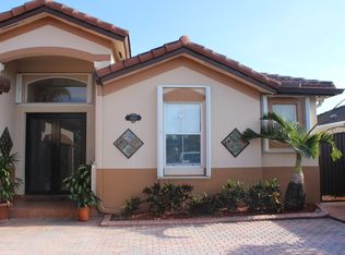 14940 SW 11th Ln, Miami, FL 33194