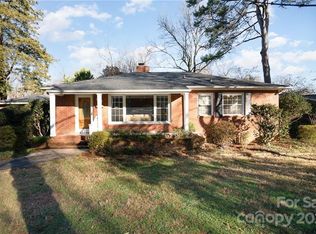 901 Cardinal Dr, Charlotte, NC 28205