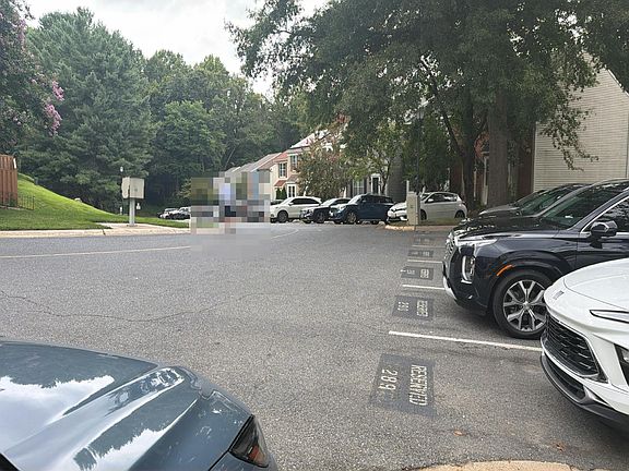 4th image of 19115 Grotto Ln