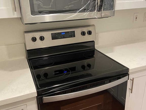 5th image of 631 Oak Run Trl Unit 212