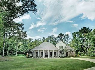 215 Little Creek Rd, Flowood, MS 39232
