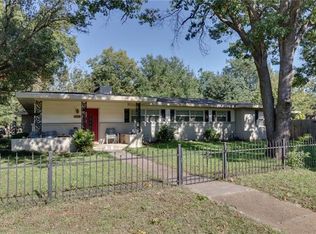 506 Elm Dr, Terrell, TX 75160