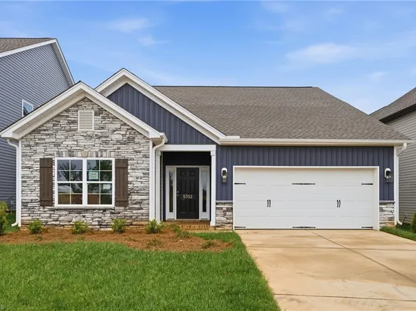 5352 Belmont Garden Dr, Walkertown, NC 27051