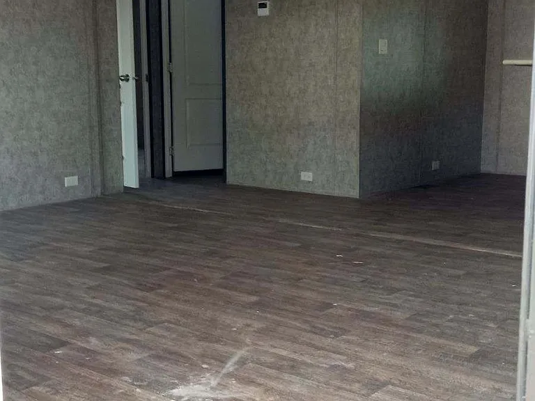 937 Bryson St NE #5 — Photo 8