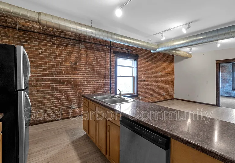 346 Connecticut St #505 — Photo 9