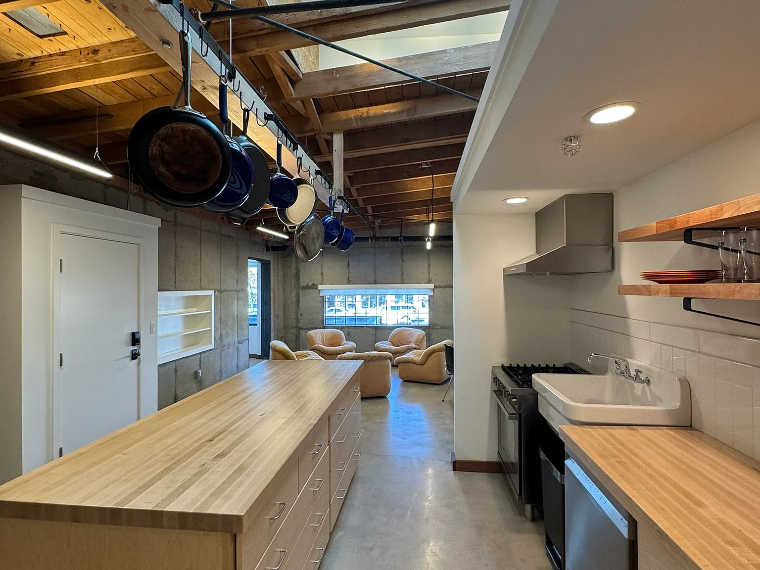 1 bed, 600 sqft, $3,750 — Photo 3