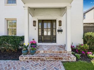 1741 Banks St, Houston, TX 77098