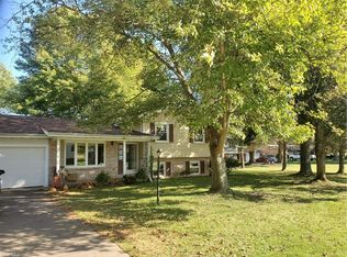 1721 N Orchard Rd NE, Bolivar, OH 44612