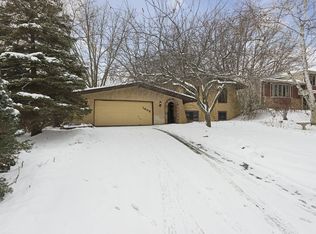 1609 1st St SW, New Brighton, MN 55112