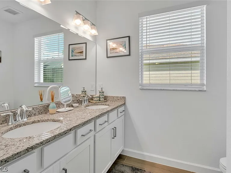 17388 Walnut Run Dr — Photo 12