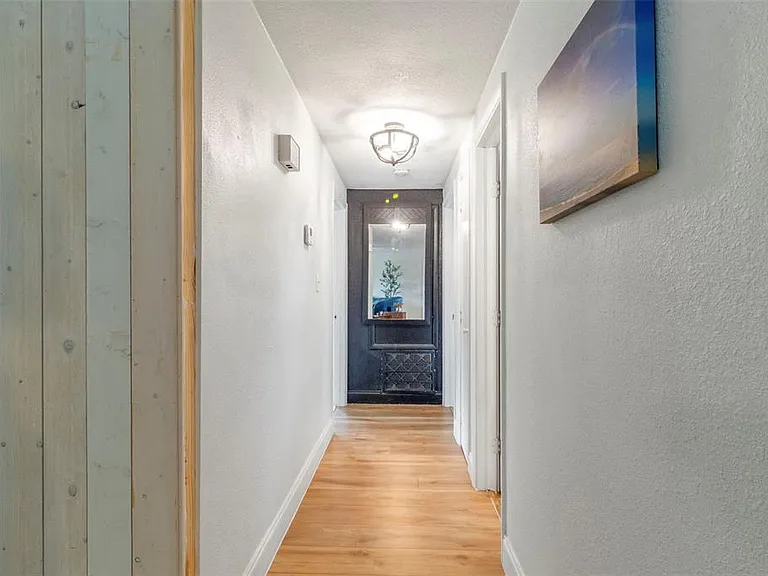 2586 Auburn Blvd — Photo 12