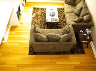 208 Horseshoe Ct, Phillipsburg, NJ 08865