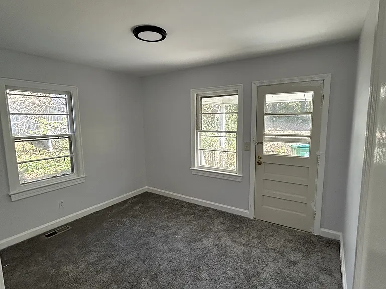 1500 Carolina St — Photo 5