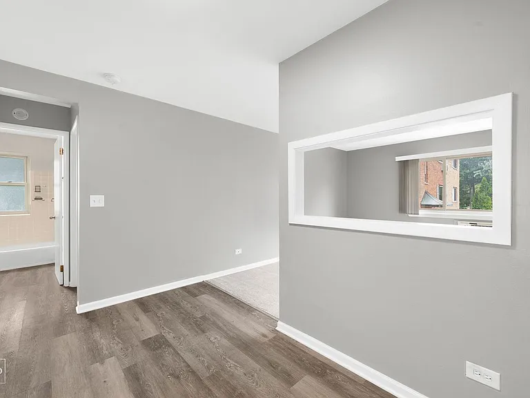 Welcome Home to 300 N Brockway Court — Photo 14