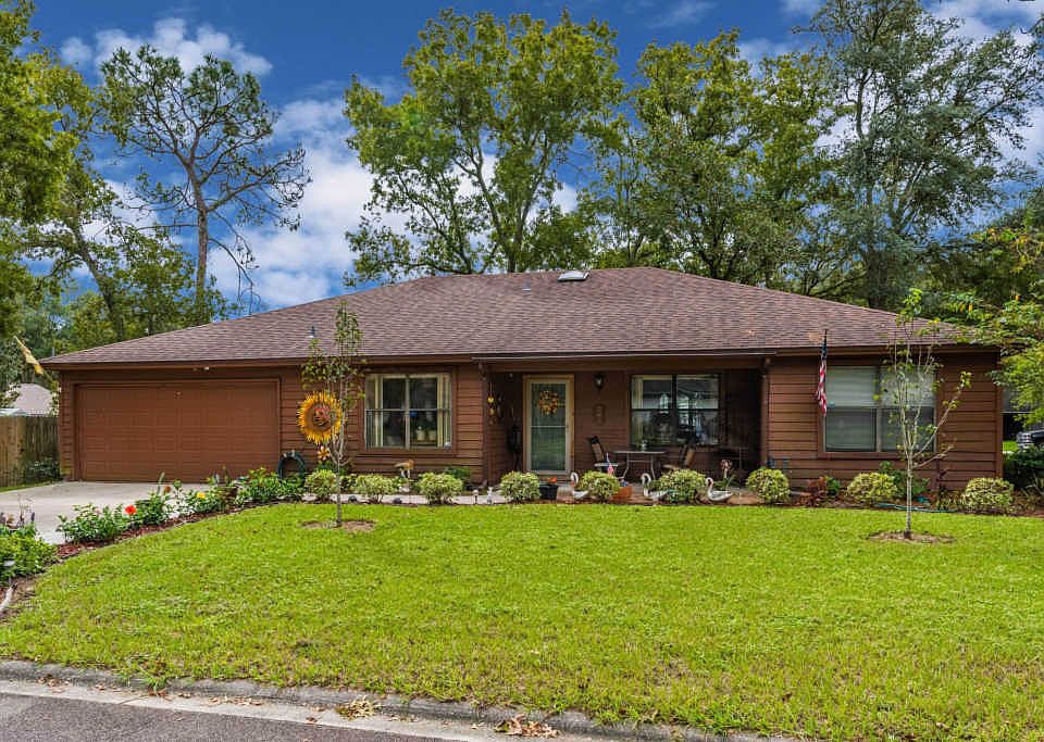 1st image of 8458 Spencers Trace Dr