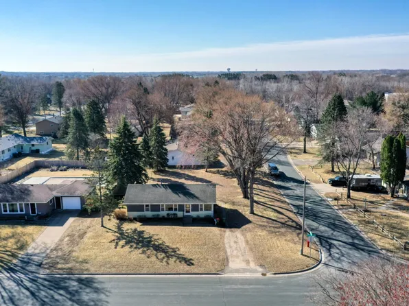 5635 141st St N, Hugo, MN 55038