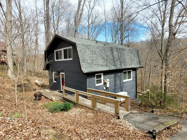 837 Helmsburg Rd, Nashville, IN 47448