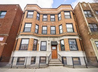 915 W Irving Park Rd UNIT 3, Chicago, IL 60613