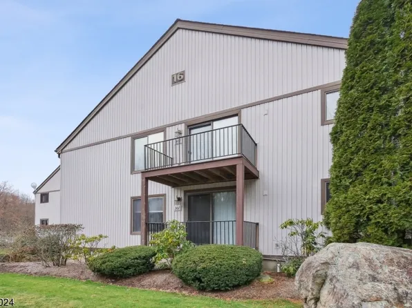 16301 Dell Place, Stanhope Boro, NJ 07874