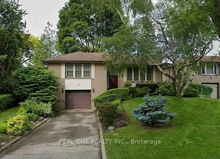6 Fairhill Cres — Photo 1