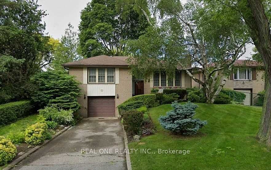 1st image of 6 Fairhill Cres