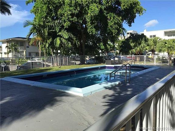 2nd image of 9850 E Bay Harbor Dr #10A