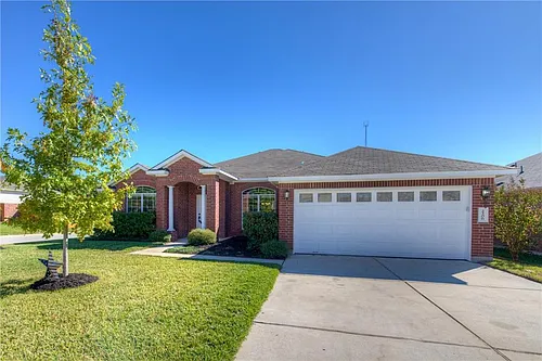2206 Brittway Ln Photo 1