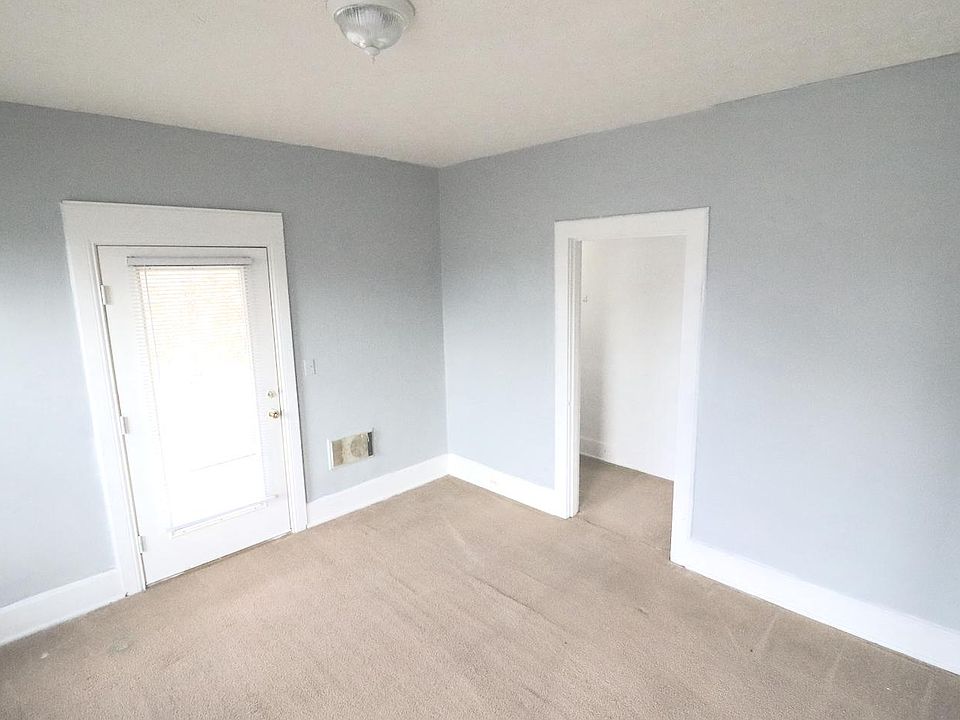 1st image of 219 Wallace Ave #1/2