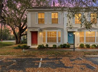 37236 Embassy Park Ln #1, Dade City, FL 33525