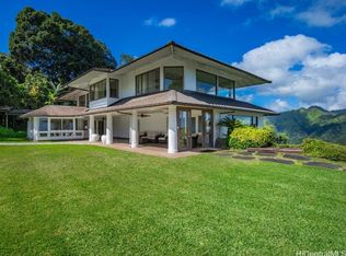 3885 Round Top Dr, Honolulu, HI 96822