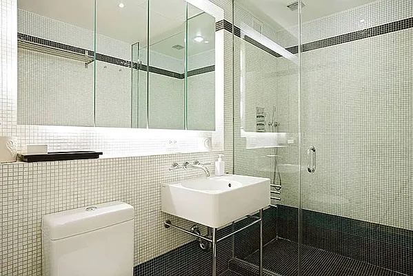 Sold by Avenue Real Estate | media 9