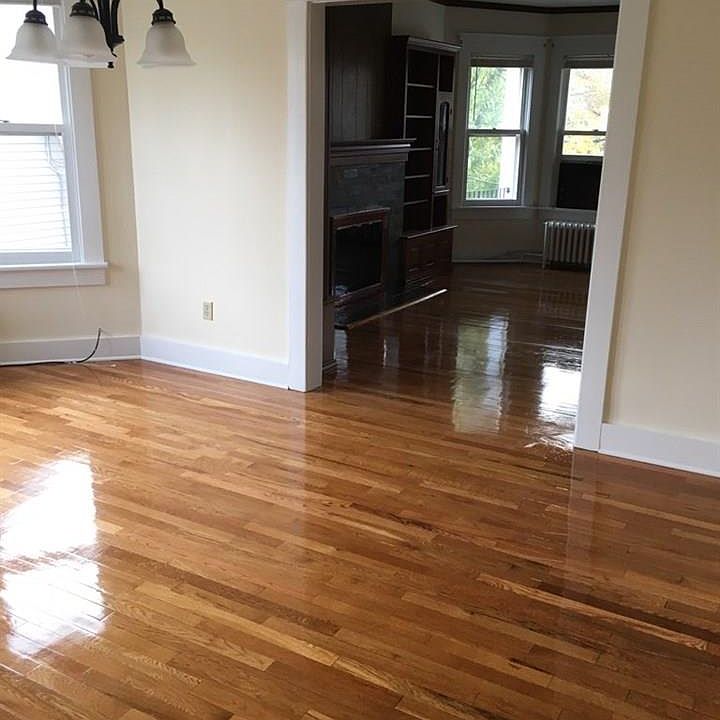1st image of 60 Woodrow Ct