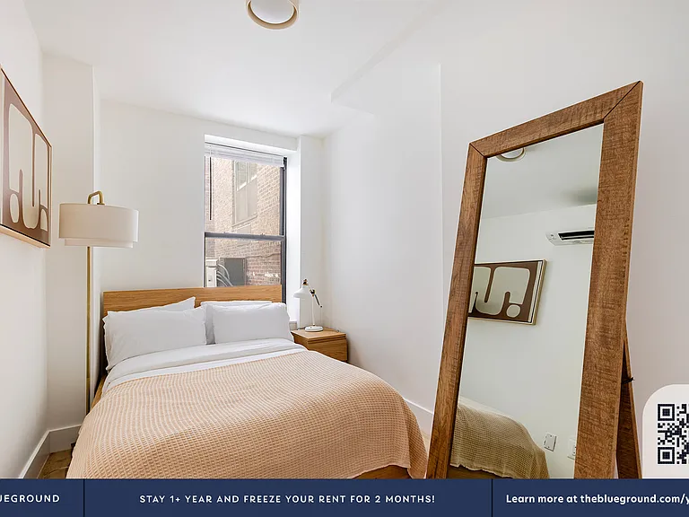 940 1st Ave #2L — Photo 12
