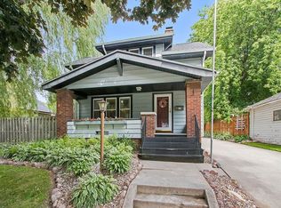 909 N 16th St, Manitowoc, WI 54220