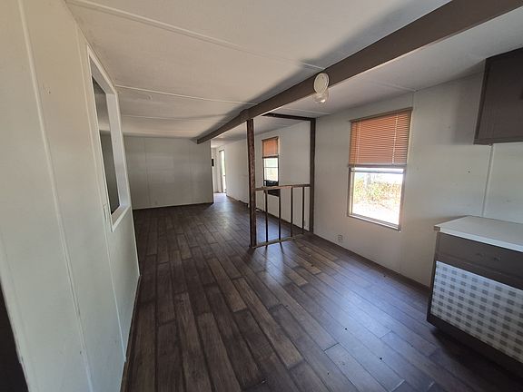 3rd image of 103 McIntosh Ln #103