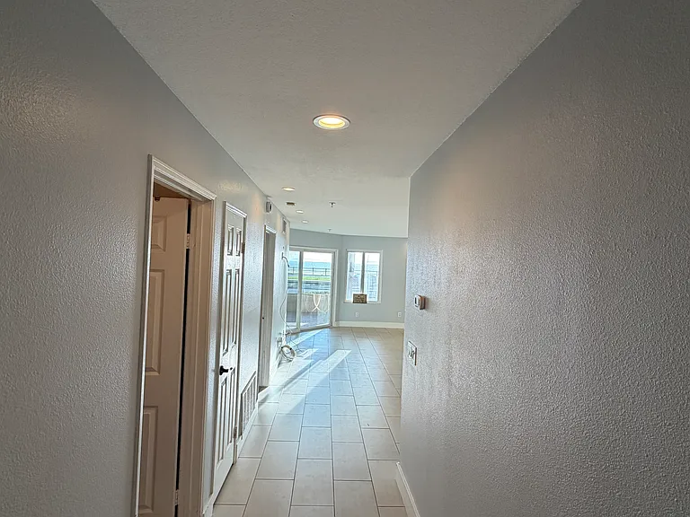 1200 Pacific Coast Hwy #117 — Photo 22